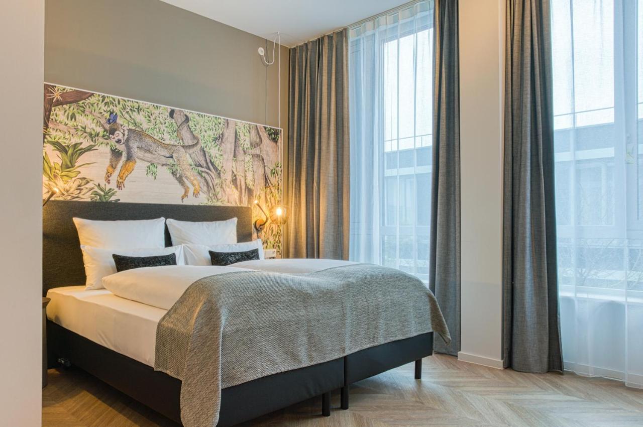 ไนน์ตี้ไนน์ ไฮเดลแบร์คซิตี้ Hotel ไฮเดลเบิร์ก ภายนอก รูปภาพ